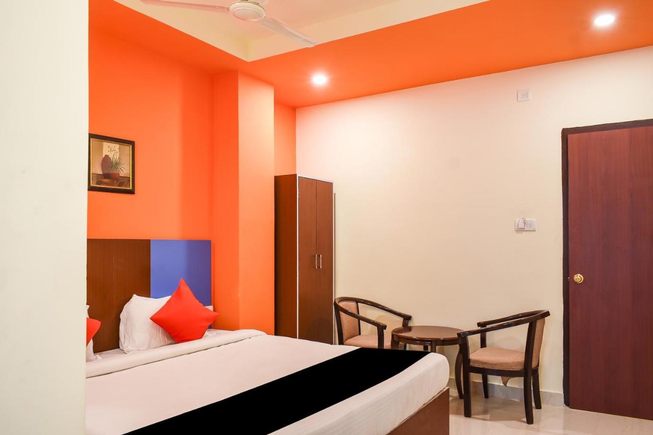 Capital O 67249 Hotel Planet Bhubaneswar Exterior foto